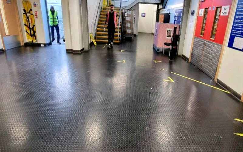 Зносостійка Промислова пвх плитка для підлоги